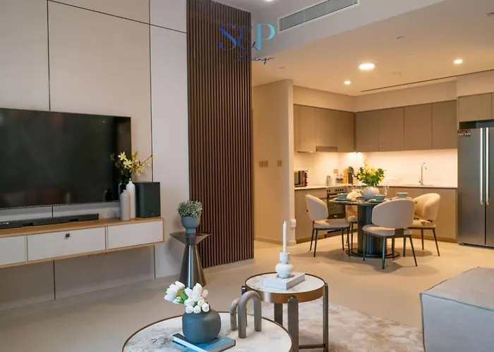 Grande Signature Stunning Burj Khalifa View, Next To Dubai Opera By S&P Living